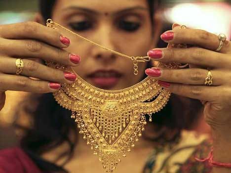 Gold up by 275 per 10 gram