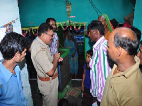Daughter 's marriage collected and stole jewelry thief