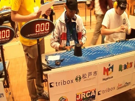 Teen whiz cracks cube code with eyes closed