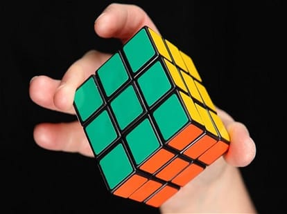 Teen whiz cracks cube code with eyes closed