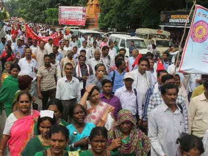 Maharally by state employees in Lucknow.