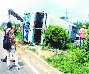 haryana roadways bus accident, 12 injured
