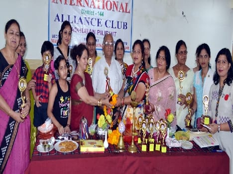 Kanchan Best President and honey Excellent Award