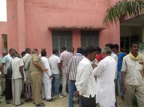 Father - son 's death in a road accident