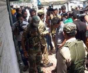 grenade attack on Amarnath Yatra, one people killed five injured