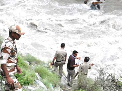 kullu accident, one more dead body found.