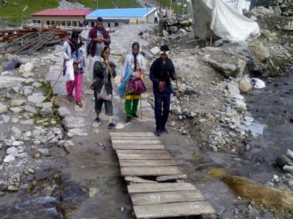 helicopter service make business down in kedarnath valley.