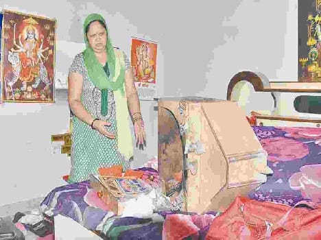 stealing from airforce officer