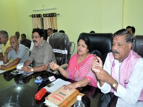 conflict in mathura municipality board meeting