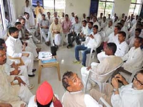 SP 's meeting uproar , raised a few bases