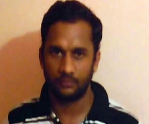 labour son tops GNM exam in uttarakhand.