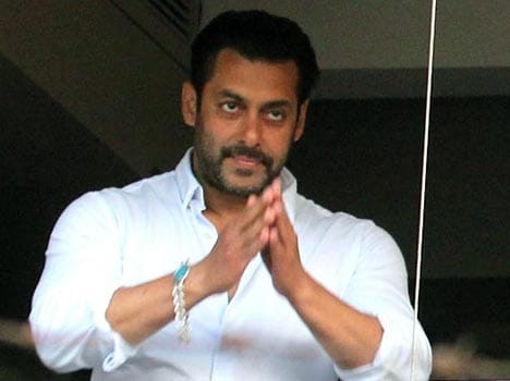 Salman Khan Retracts Tweet on Yakub Memon