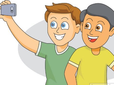 during Selfie 2 friends fell in canal  and killed