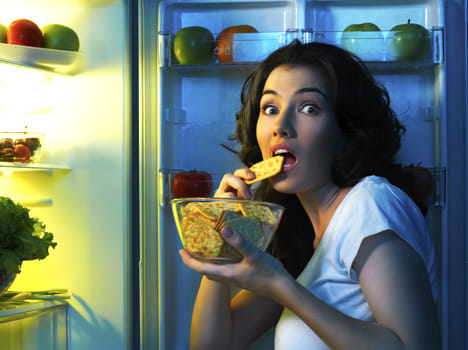reasons and solutions of stress eating