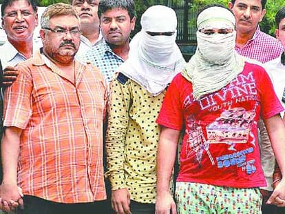 26 years Dimple along with boy friend become gangster