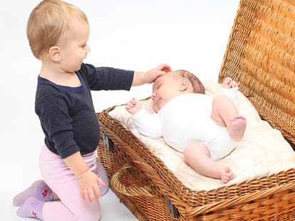 parenting tips for your elder child when expecting second time