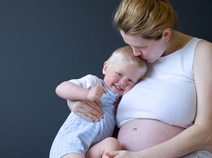 parenting tips for your elder child when expecting second time