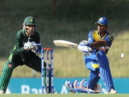 srilanka defeat pakistan last odi match