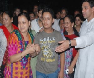 friend plan kidnapping of hardik in rishikesh.