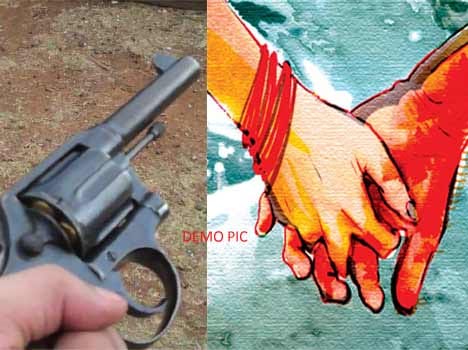 father shoots his daughter for her love affaire in bareilly up