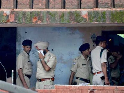 spy pigeon and gurdaspur attack
