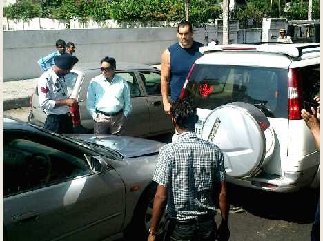 khali car accident at ponta.