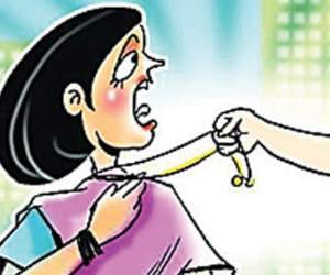 lady robbed old lady in manimajra