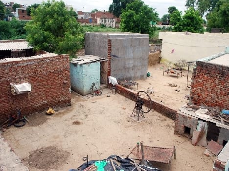 mob have killed the accused of gangrape in mathura