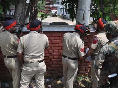 terror attack, another bomb found at gurdaspur