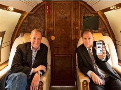 book private jet just lika a taxi cab