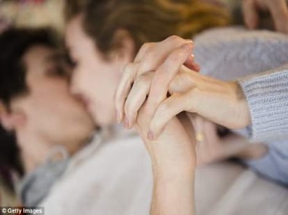 french kiss can lead to cancer!