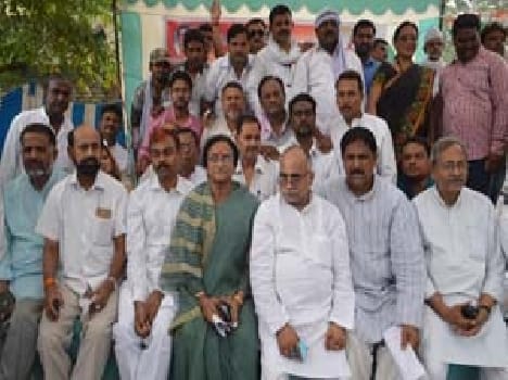 Government in Action Congress created the commission issue