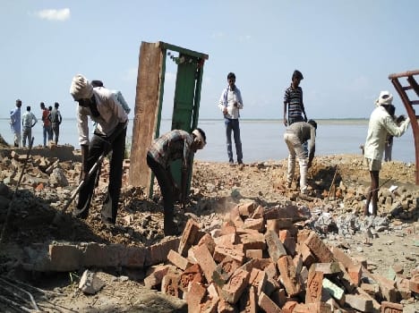 Has narrowed down considerably Ranaganj existent village