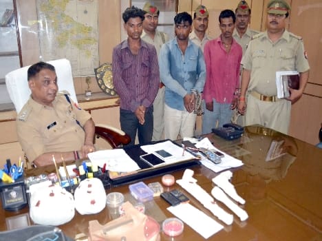 The three arrested in the name of religion cheating