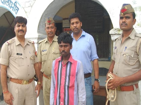Hashish on railway platform Including one arrested