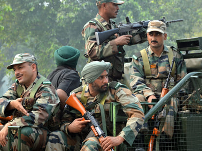2 suspected man in army uniform with weapons in pathankot