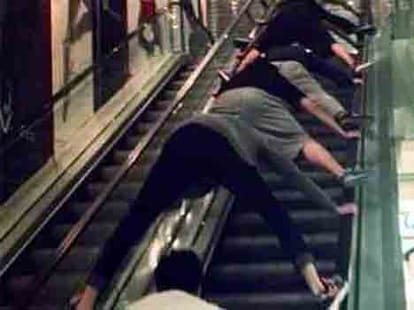 mall staff injured in China after escalator goes faulty