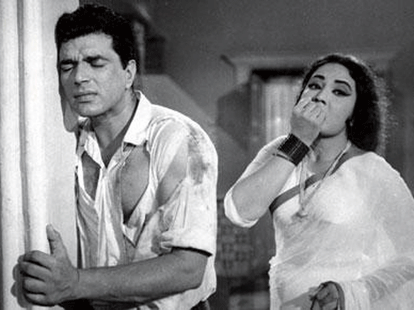 meena kumari birthday special, dharmendra decieved meena kumari.