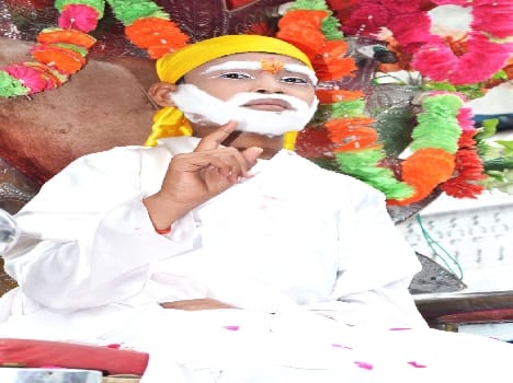 Sai sedan traveling lashed flower