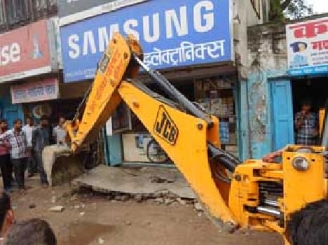 Bulldozers running Htwaya violation