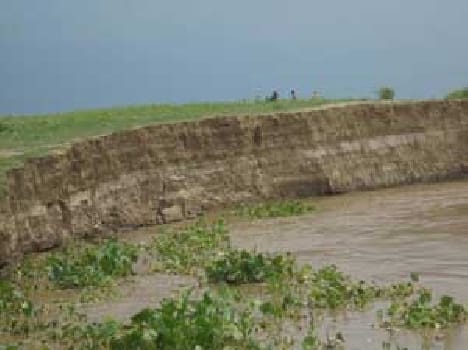 The sharp reduction in the rivers in spate