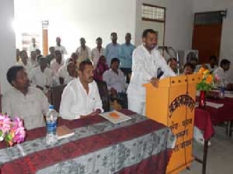 BSP workers spread party policy to people 