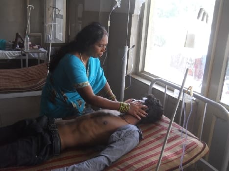 clash between devotee and guard in vrindavan