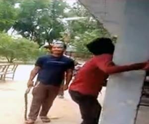 Nandgram employee hostage and beaten in the women power
