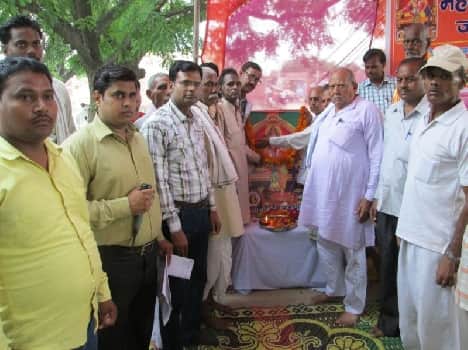 "Prajapati society aware of education '