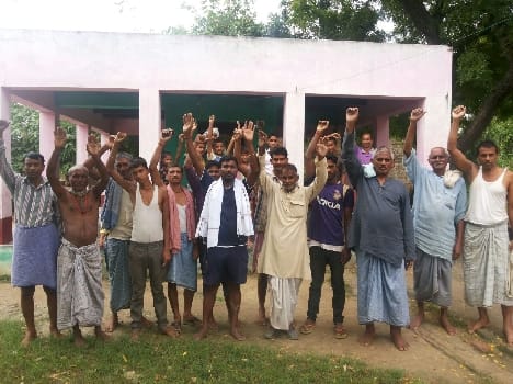 The slogans in Navhin