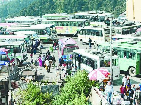 private bus operators on strike in shimla city from 17th august.