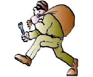 thieves attack on locked houses in lucknow