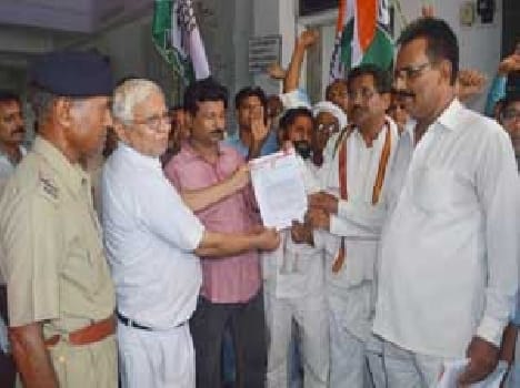 Congressmen also encompass railway station