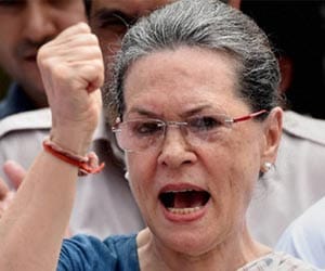 Congress raises questions against Mulayam.